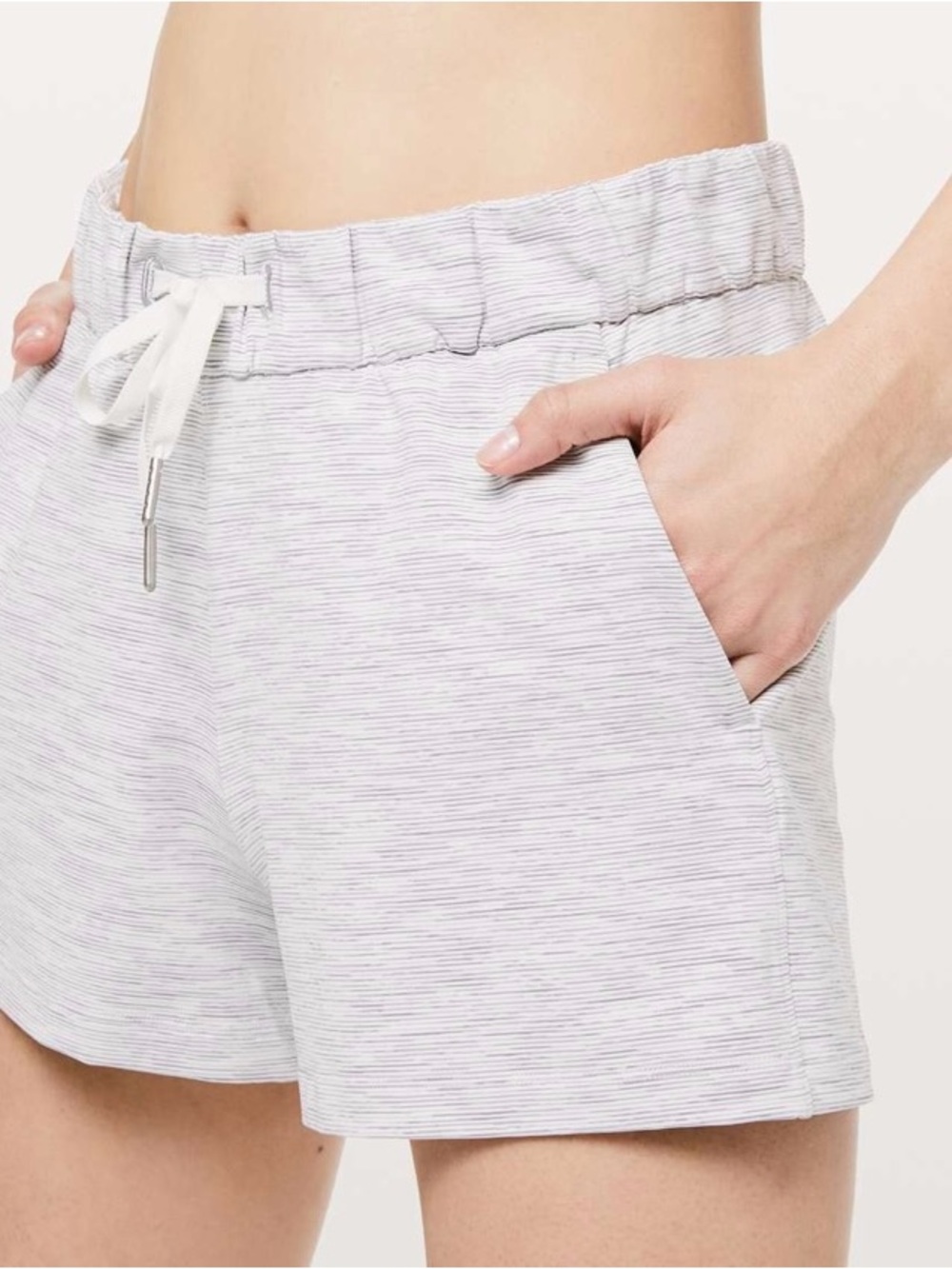 Lululemon On The Fly Short *2.5"
Wee Are From Space Nimbus Battleship 4